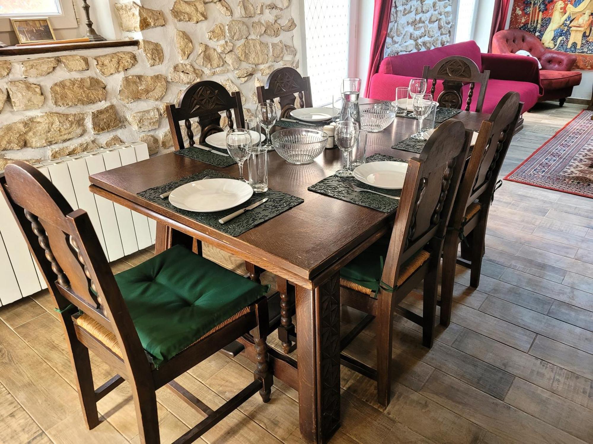 La Demeure Des Maraudeurs -10Min Disney-Jardin & Bbq Villiers-sur-Morin Exterior photo